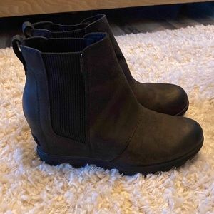 Sorel wedge bootie 7.5